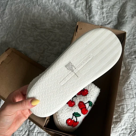 Cozy Cherry Embroidered Slippers - Picture 11 of 11